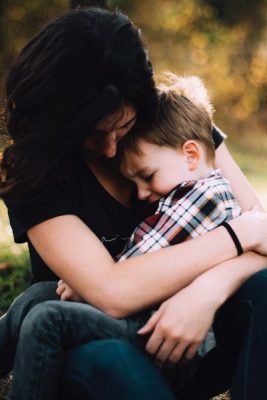 Weighted blankets can be an effective treatment for autistic meltdowns